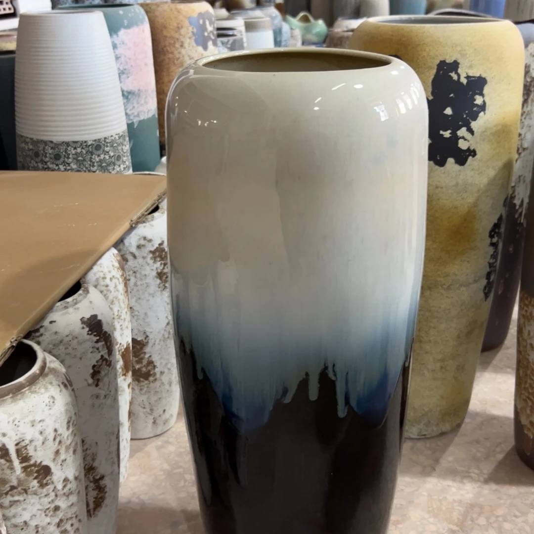 高度60口17无孔瑕疵