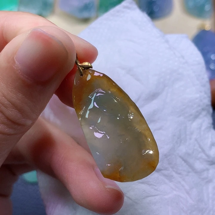 翡翠未镶嵌吊坠(不含链)