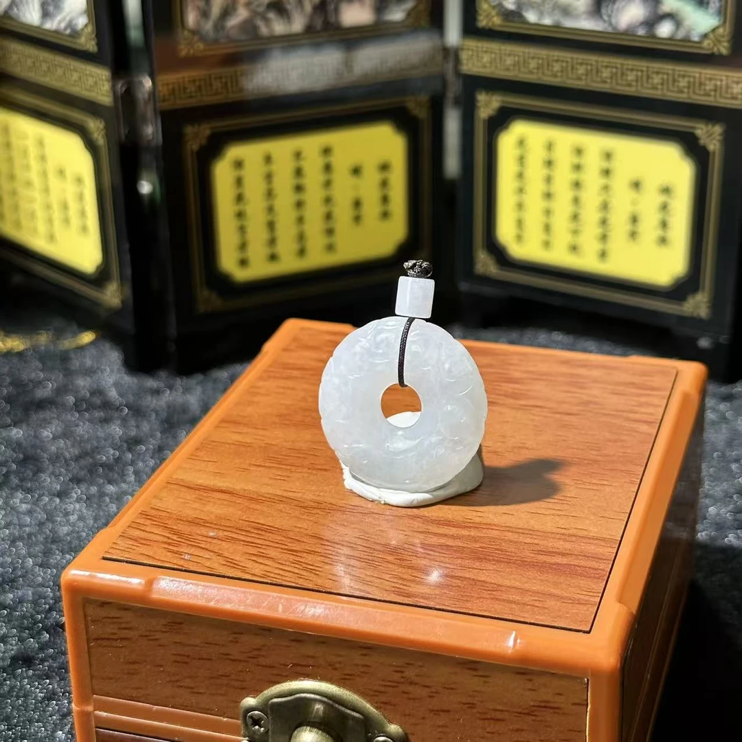 5018-天然翡翠-仿古平安扣
