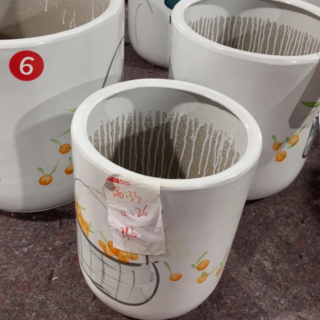 小号两个微瑕疵花盆