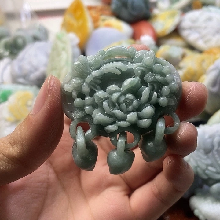 定制翡翠未镶嵌天然翡翠