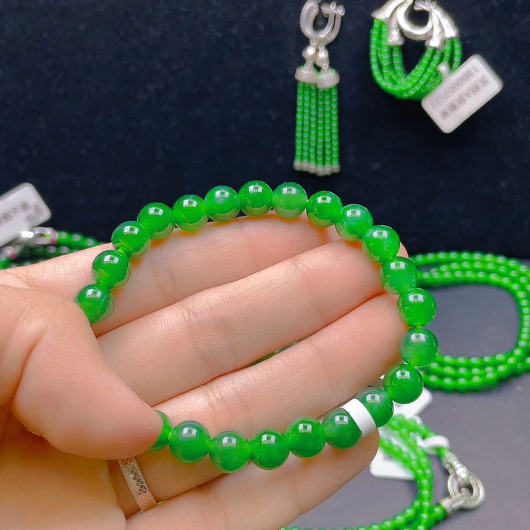 翡翠未镶嵌项链卡8