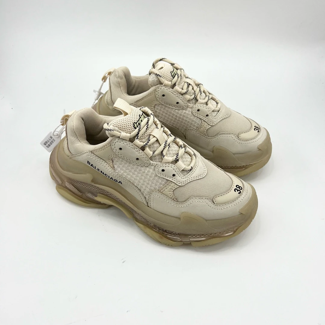 95新 Balenciaga/巴黎世家 38码/奶茶色triples老爹鞋/
