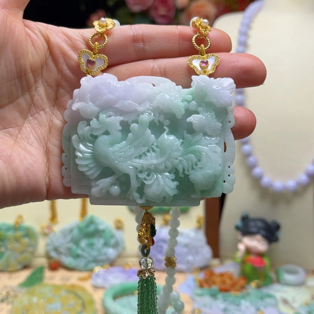 翡翠颈饰未镶嵌天然翡翠