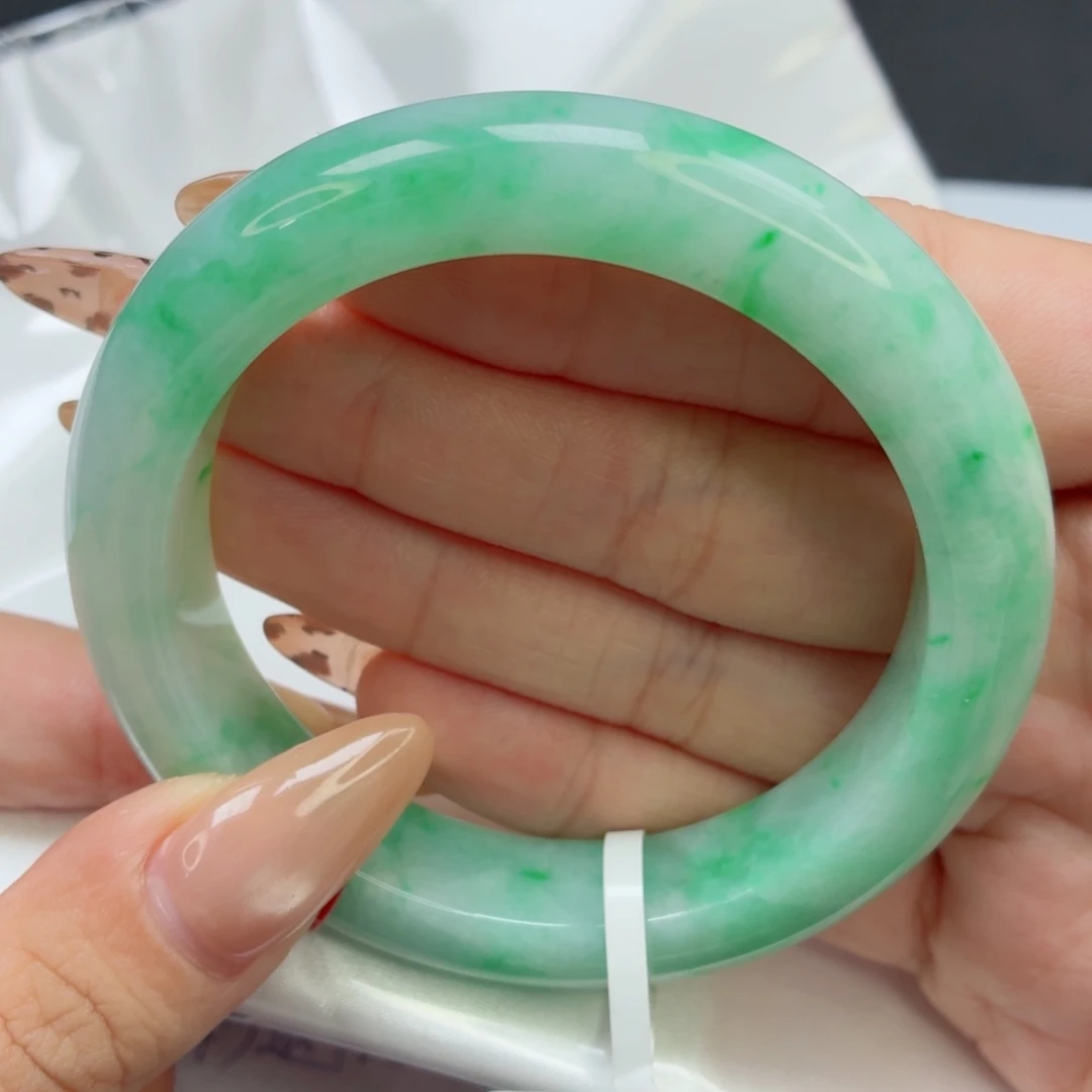 未镶嵌手镯翡翠22