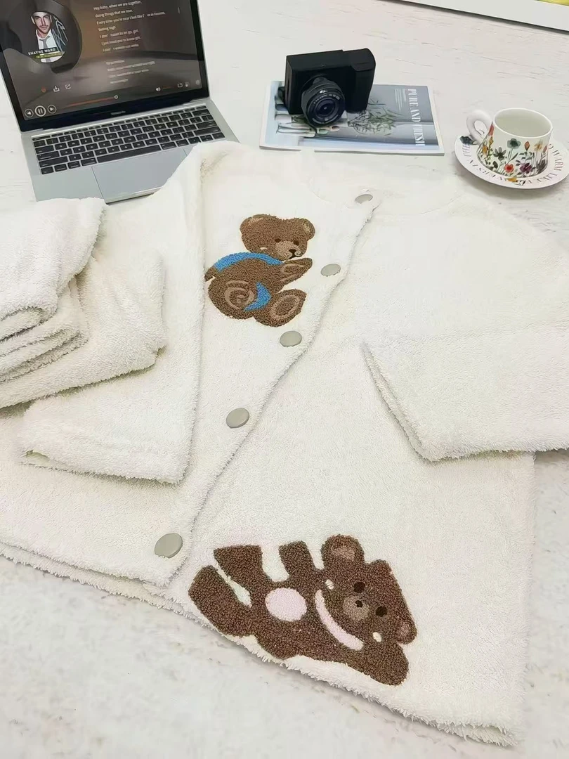 萌趣小熊半边绒加厚冬季新款毛绒针织加绒加厚舒适保暖睡衣女套装