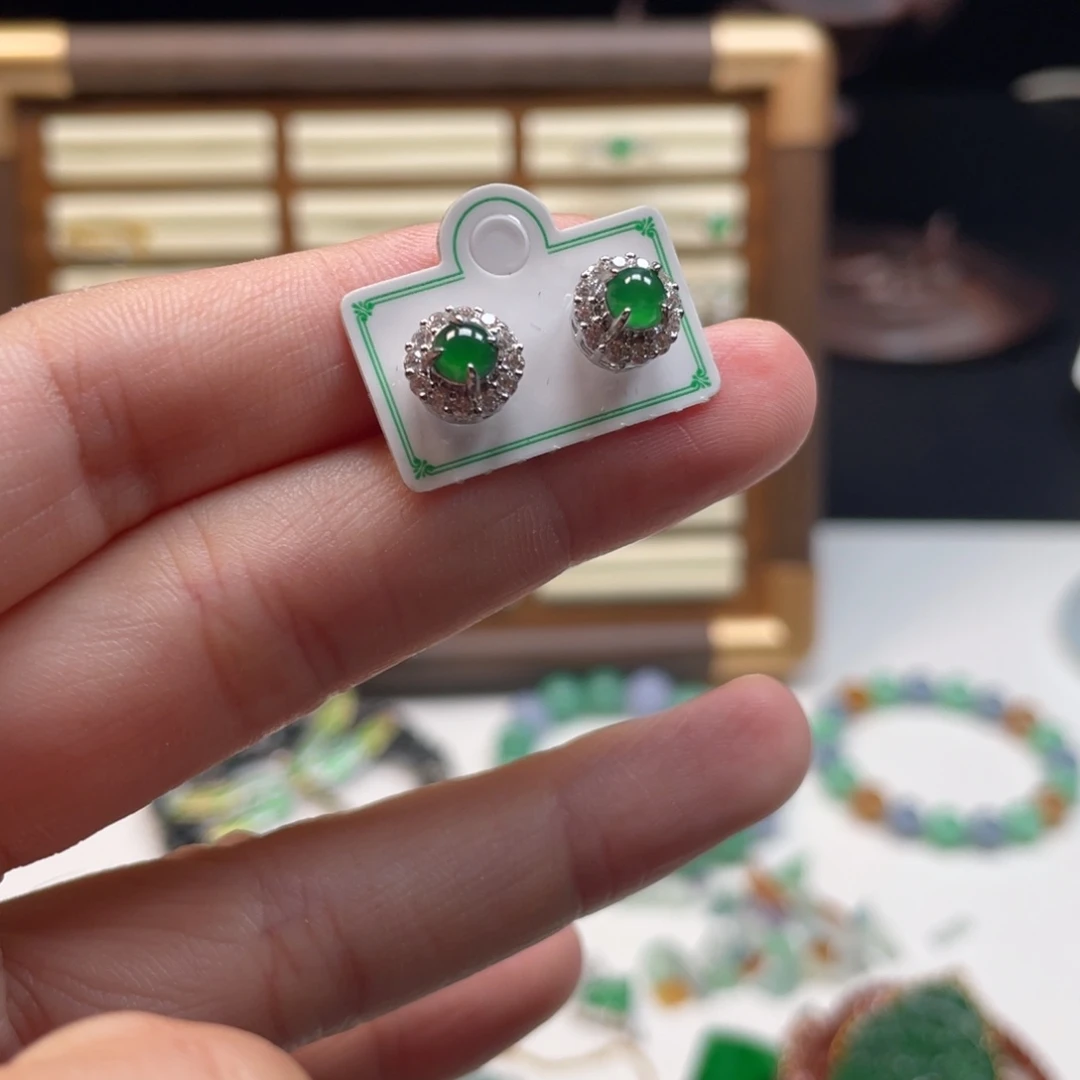 银S925镶嵌翡翠耳饰