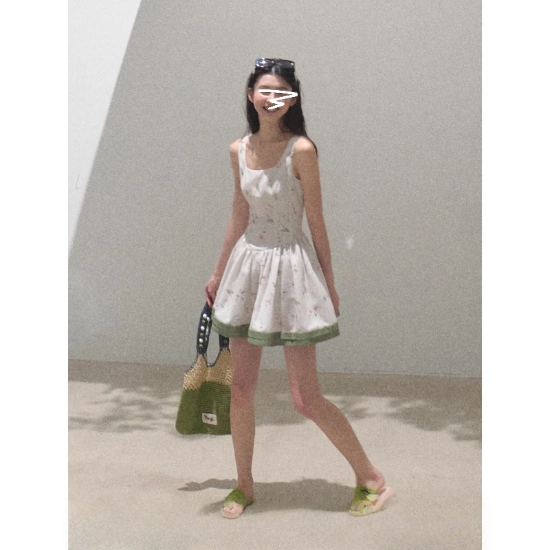 天丝亚麻春日肌理松弛印花显瘦清纯背心连衣裙女夏超好看绝美短裙