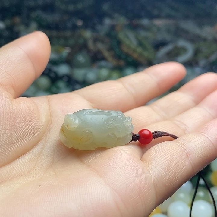 未镶嵌和田玉车挂