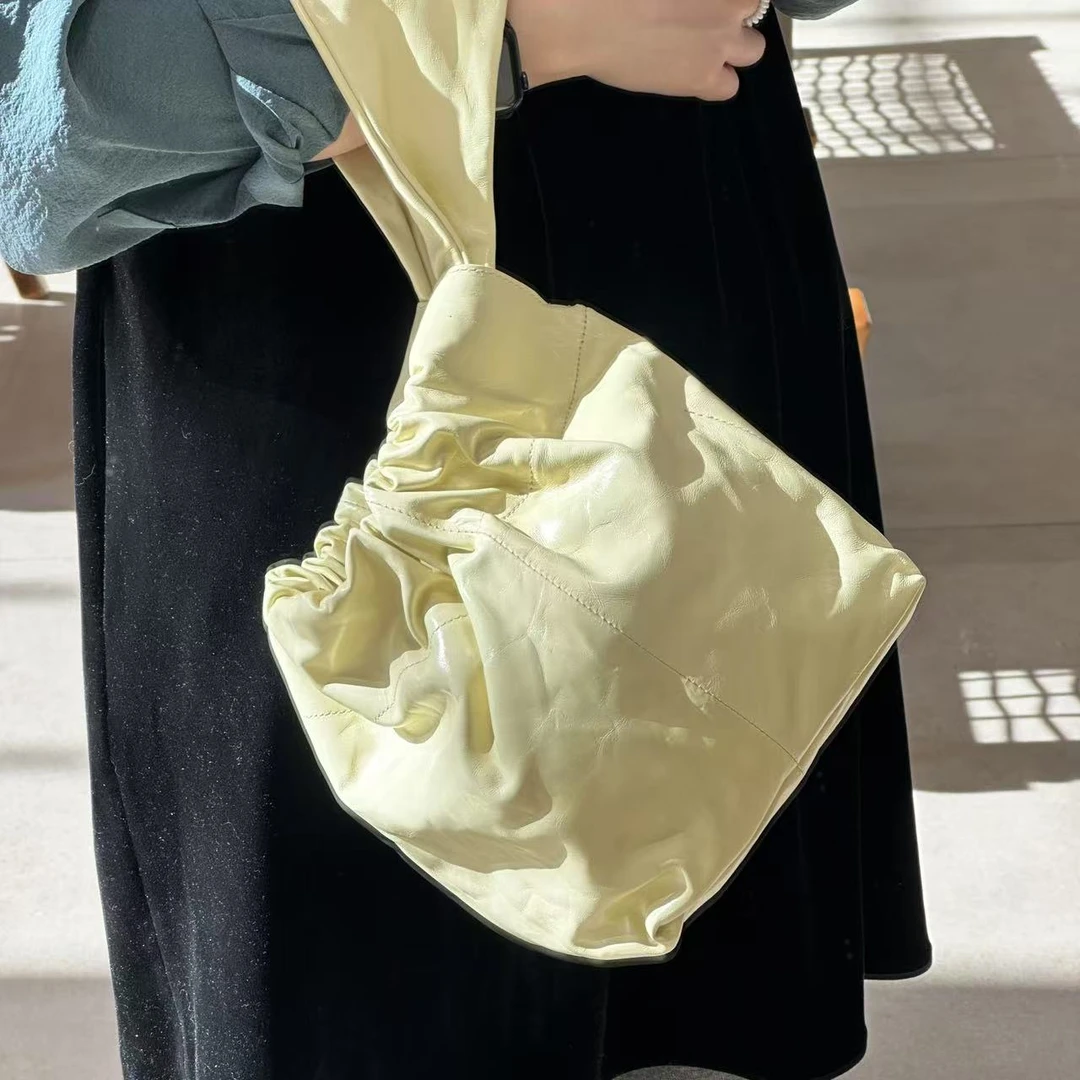 全新未使用  Jil Sande 淡黄色手提袋子