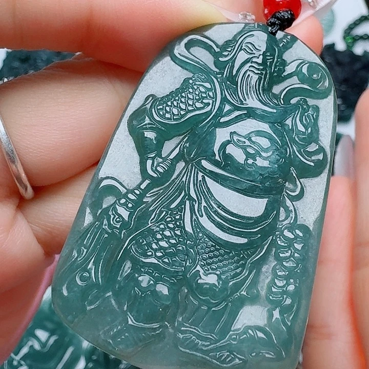 翡翠未镶嵌颈饰天然的A货翡翠多样性发其一