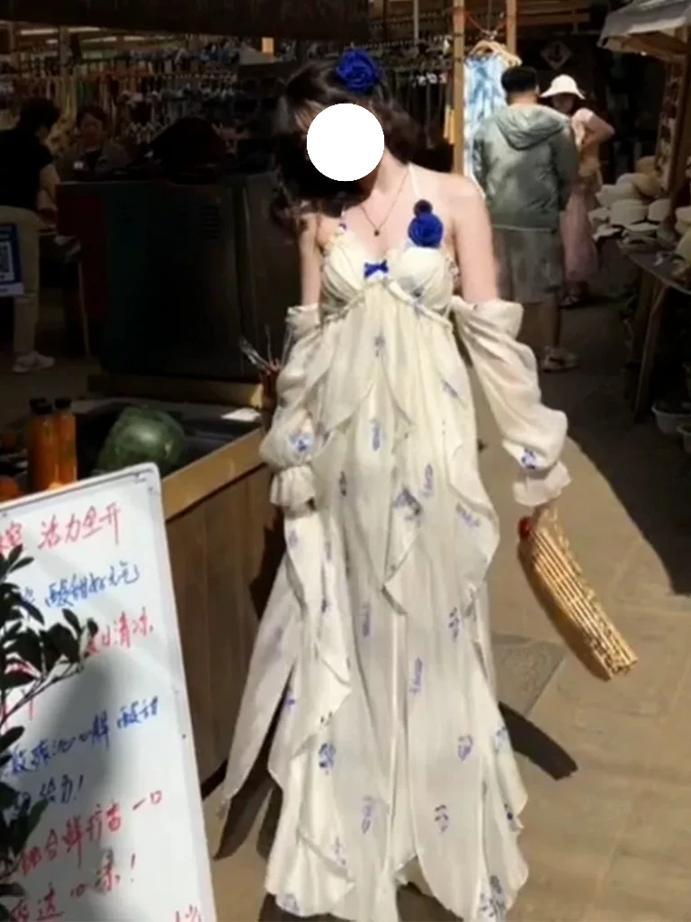 【41】蓝刺绣挂脖夏季吊带裙吊带可拆卸连衣裙收腰蓝色碎花初恋风