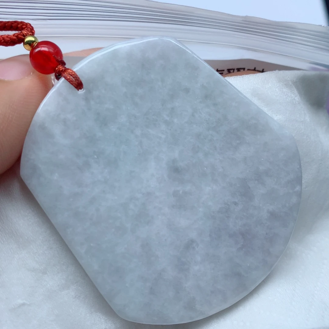 翡翠颈饰未镶嵌牌子