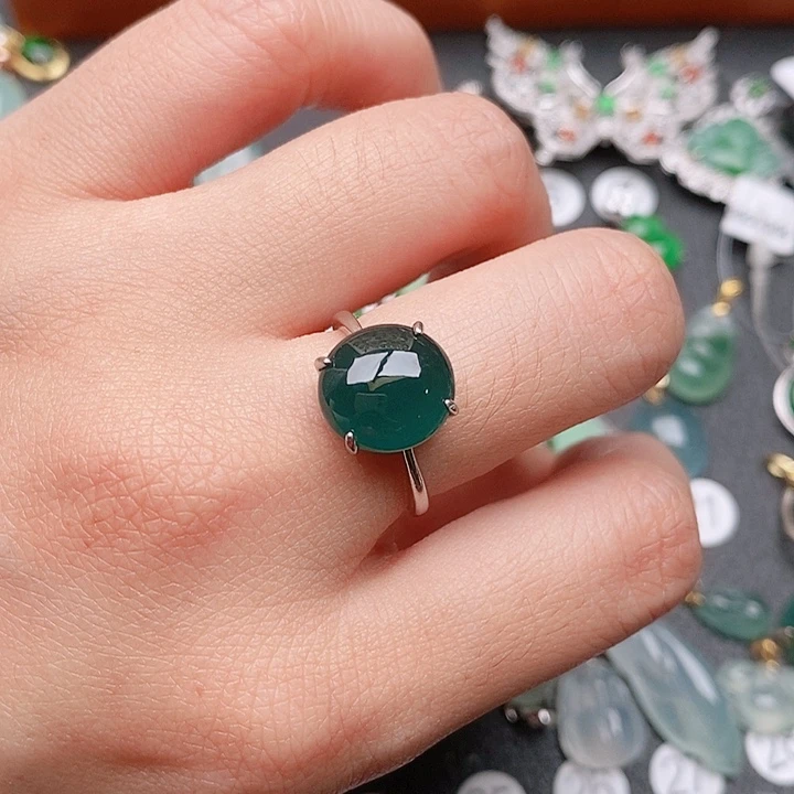 翡翠颈饰银S925镶嵌蓝幽灵戒指