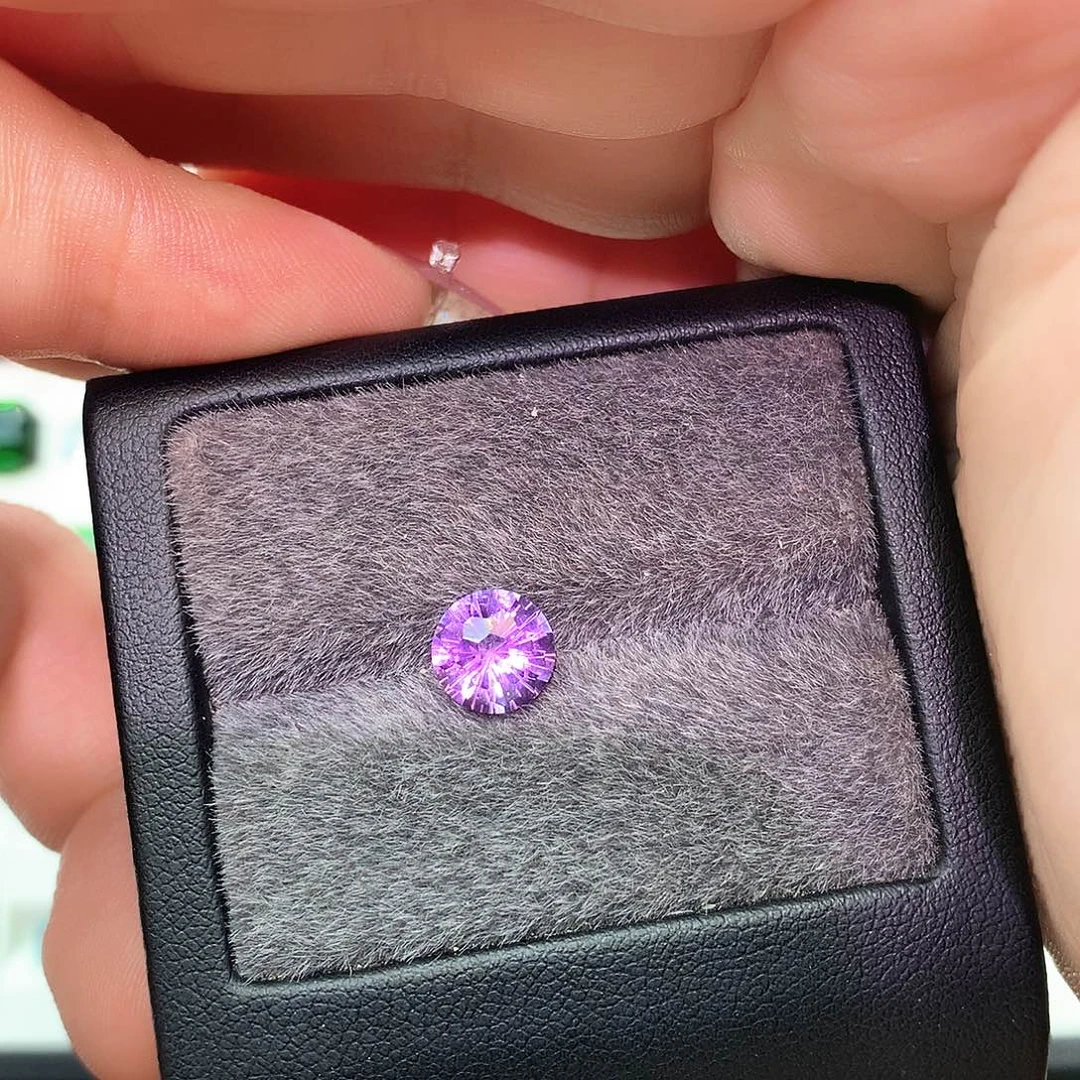 紫晶珠宝半成品未镶嵌天然烟花切紫水晶裸石福利