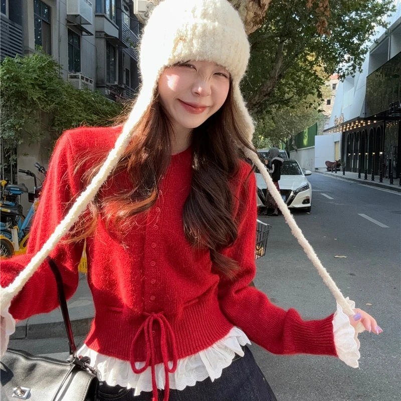 2025蛇年本命新年红色针织开衫女冬设计感法式收腰拼接荷叶边毛衣