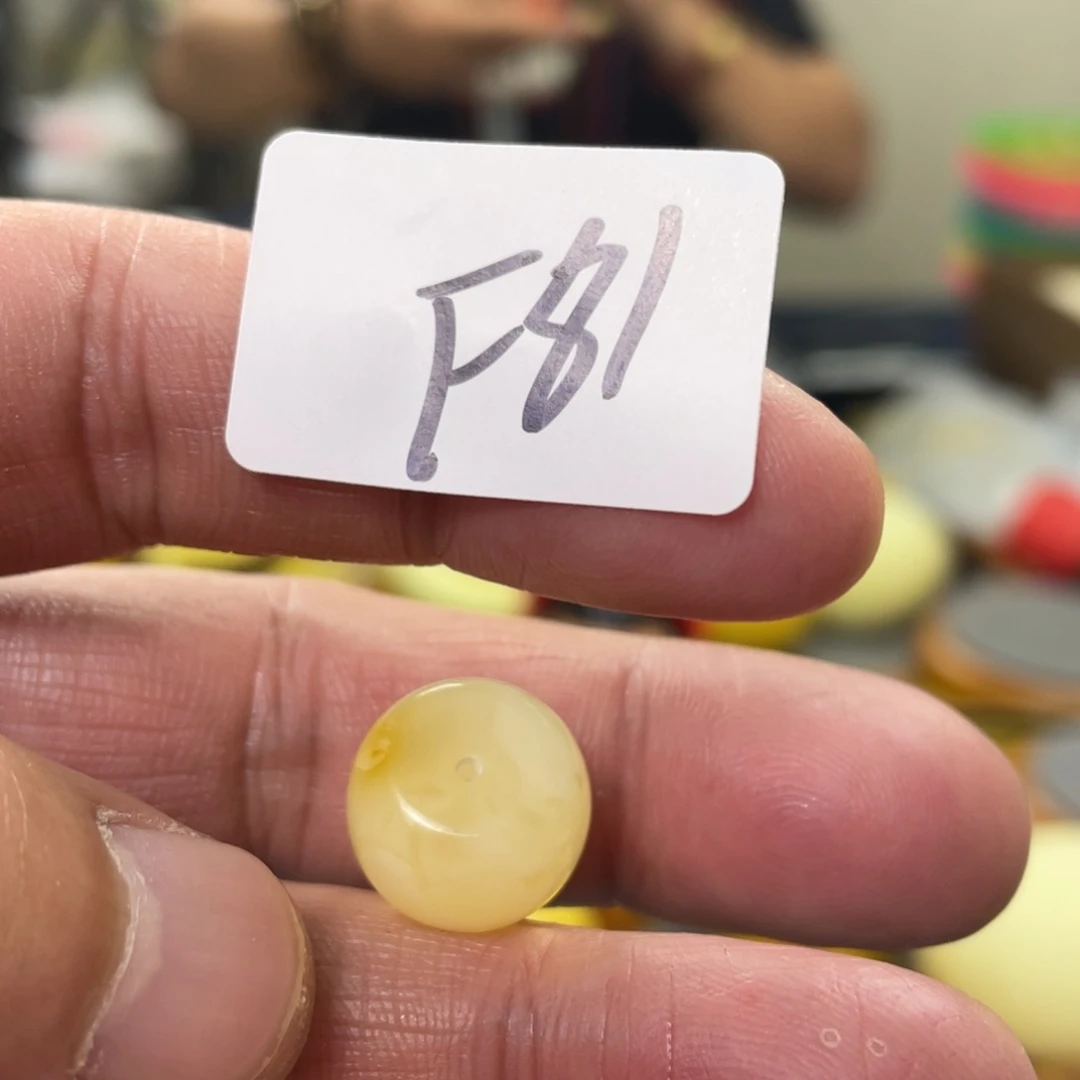 手链琥珀未镶嵌多样性发，发其中一件