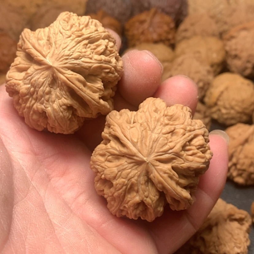 【闪购商品】吊坠文玩核桃C****N大粗筋