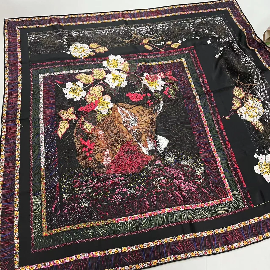 90斜纹绸方巾-动物花丛 15姆桑蚕丝85cm丝巾