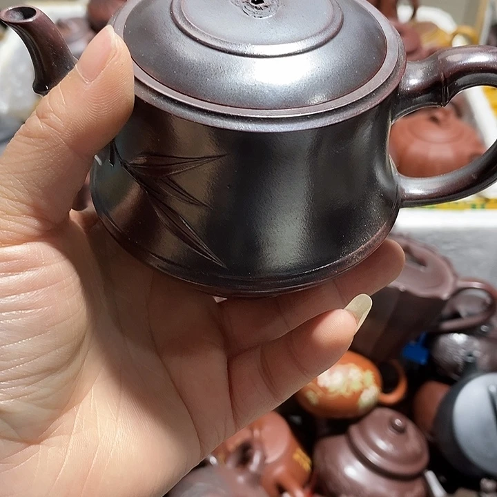 紫砂茶壶纽断了微瑕