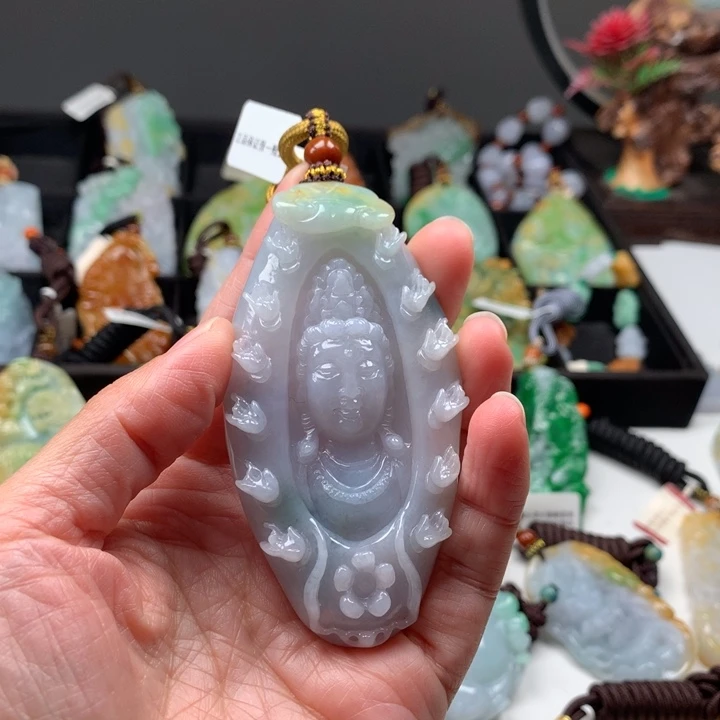 翡翠颈饰未镶嵌吊坠
