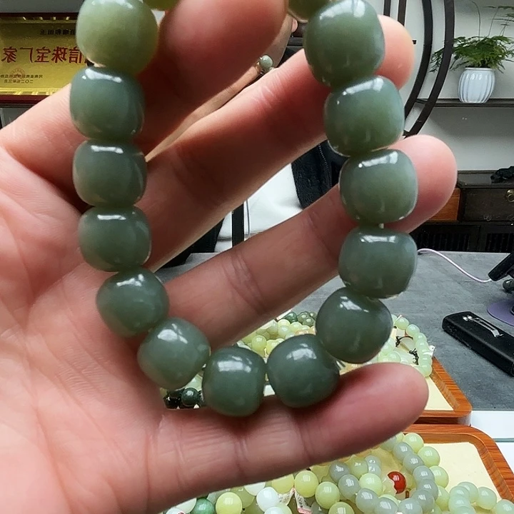 和田玉未镶嵌手链且末卡14