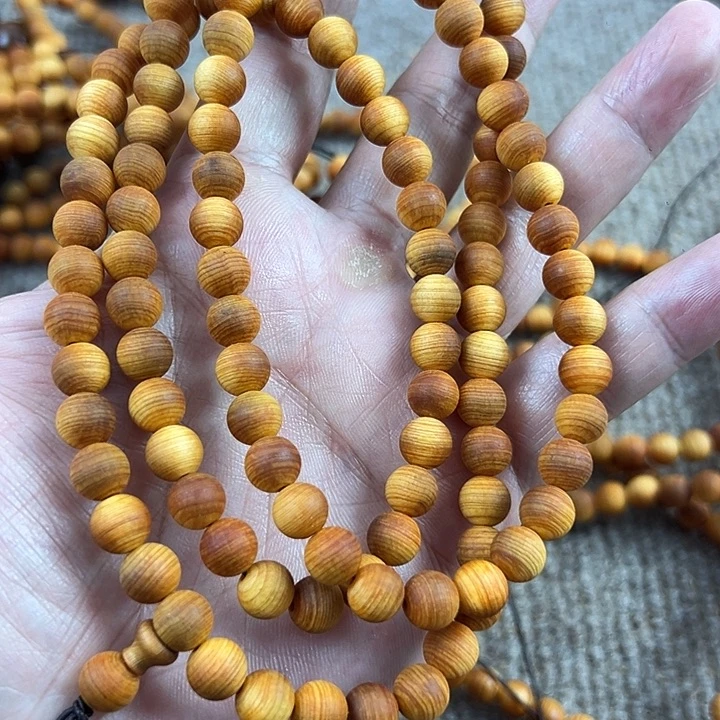 木太行崖柏0.8陈化。。。。。。