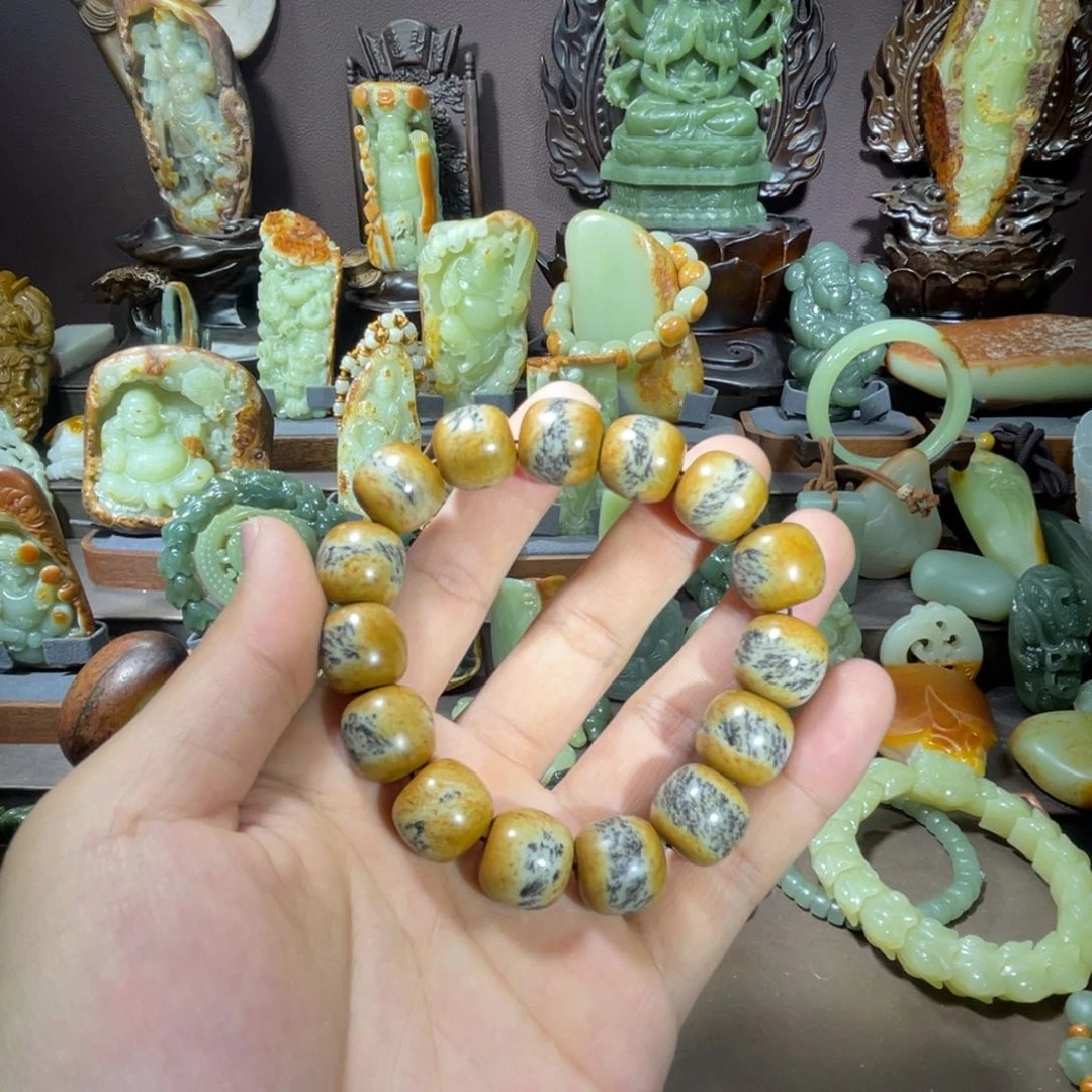透闪石质玉手串未镶嵌