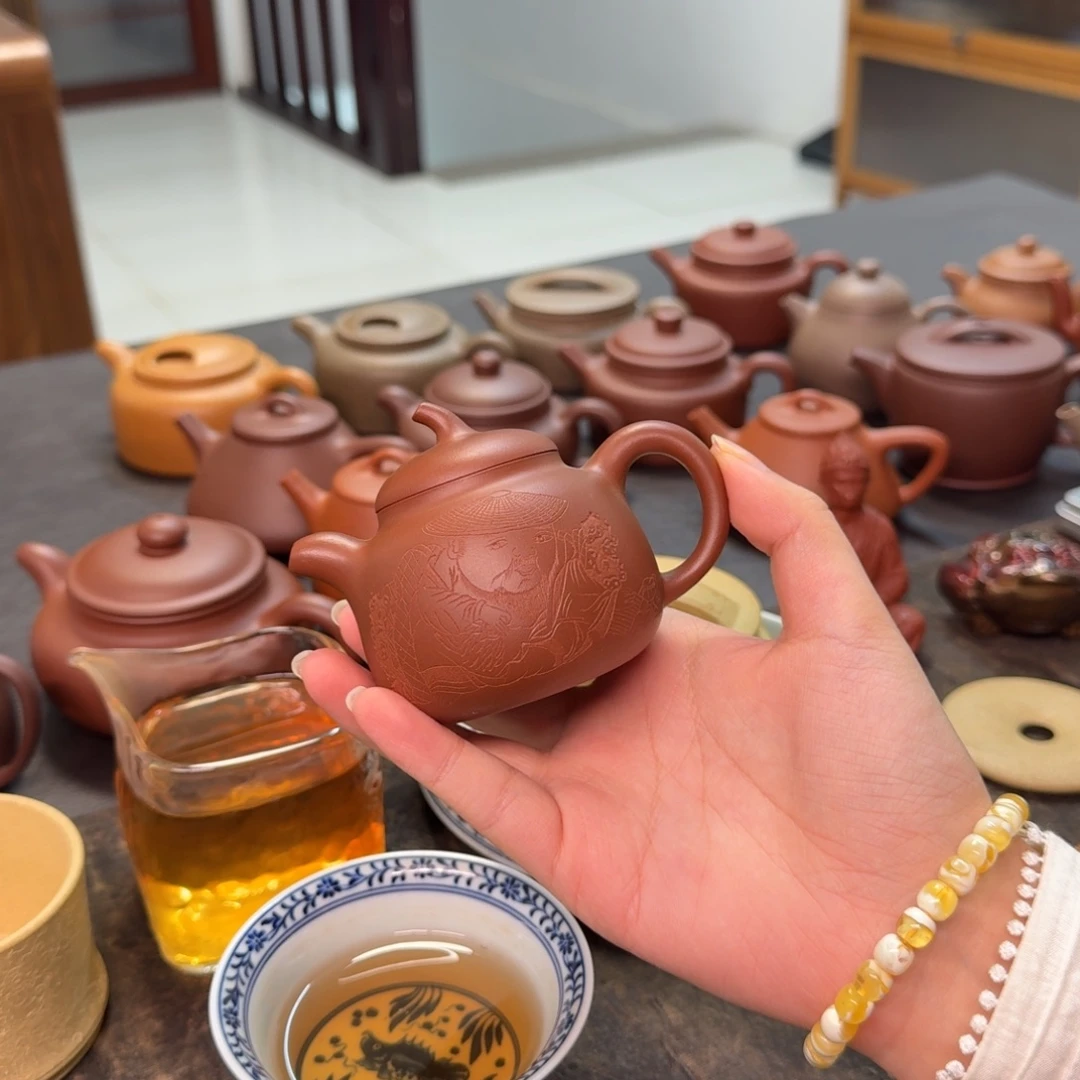 G***y茶壶紫砂全品fhjfcvv