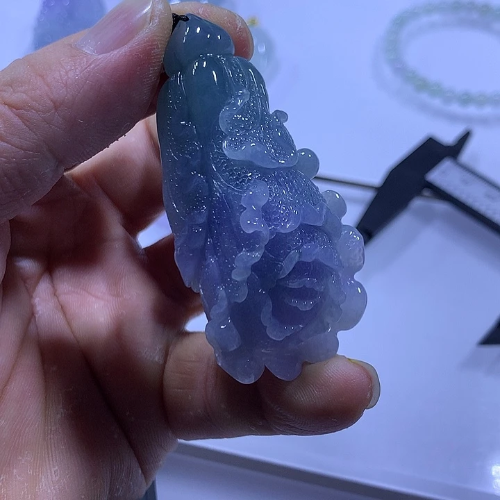 翡翠未镶嵌颈饰天然翡翠A货吊坠