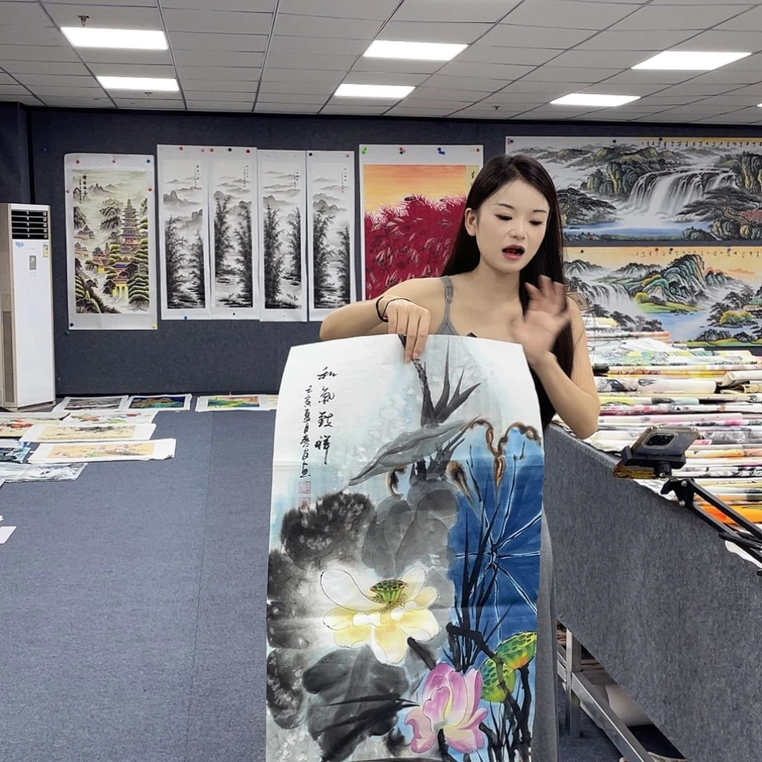 国画作品小姐姐放漏…