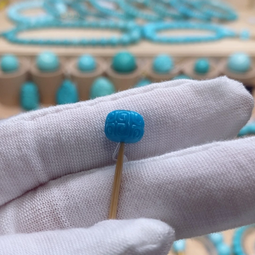 未镶嵌绿松石珠宝奇石