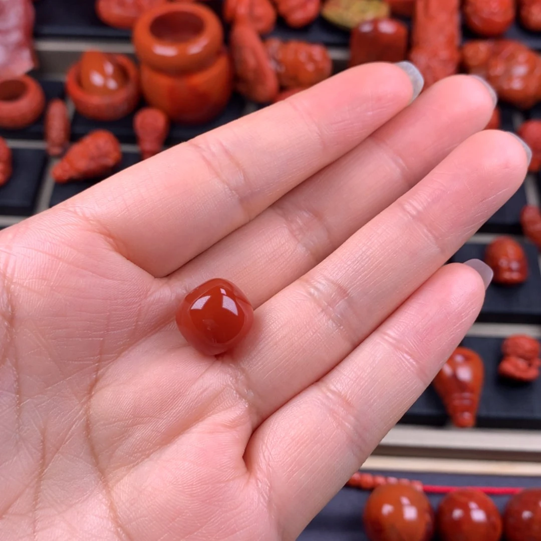 【闪购商品】南红玛瑙未镶嵌老型单珠13mmN***。
