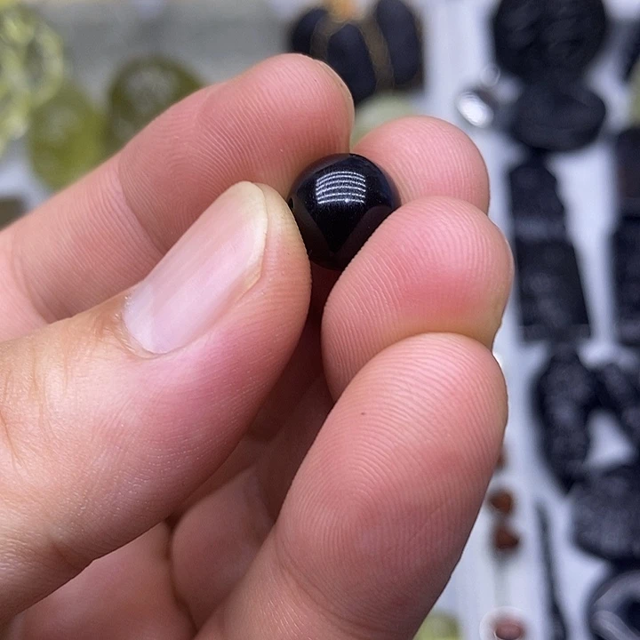 上***和非金属玻璃西藏10mm千层单珠