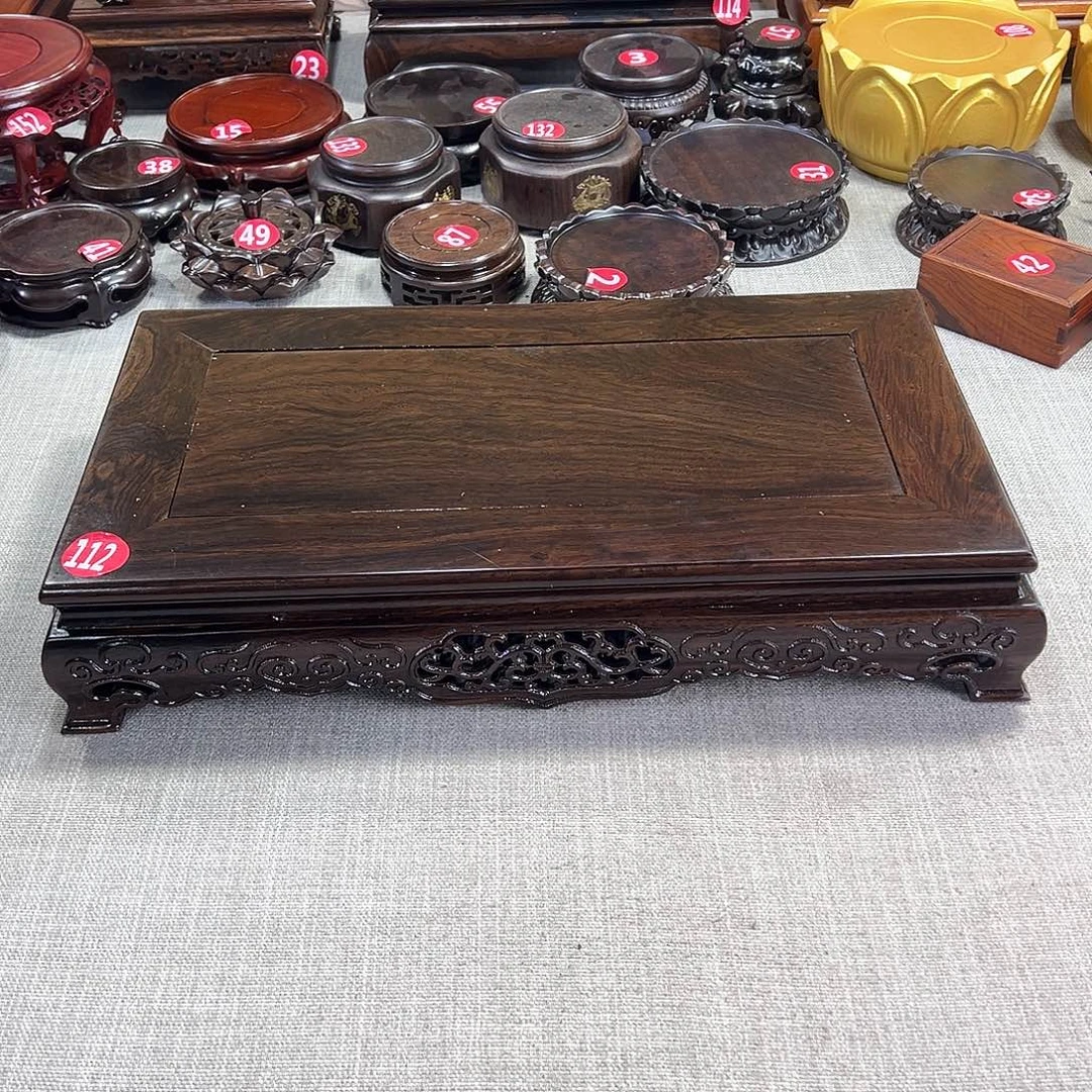 红木底座精雕工艺品