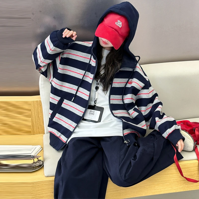 女童外套秋装2025新款爆款洋气儿童卫衣中大童条纹上衣休闲连帽衫