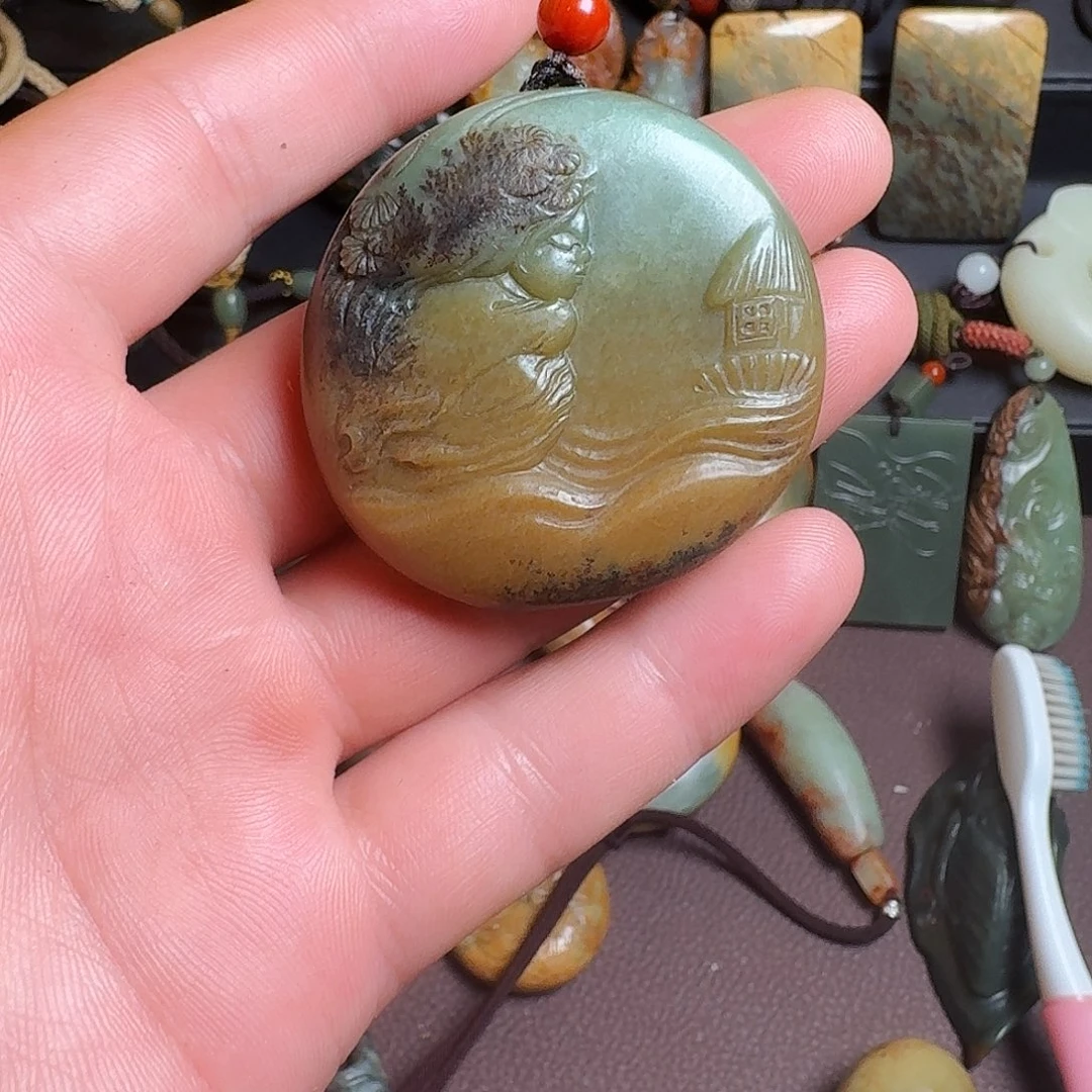 岫岩河磨玉（透闪石质玉）未镶嵌挂件