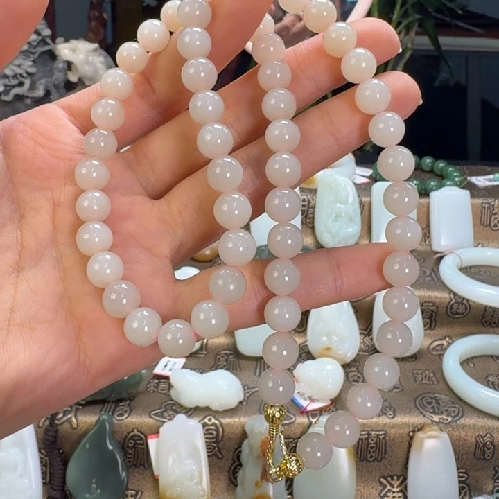 ୧***૭和田玉未镶嵌颈饰