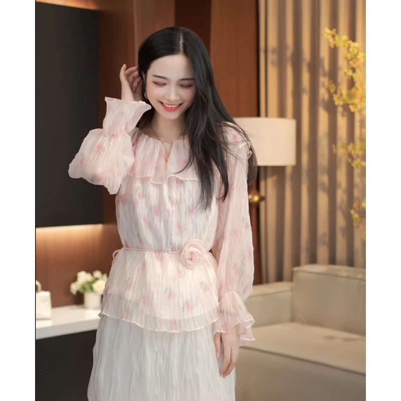 2025新款法式温柔风多种穿法气质设计感露肩显瘦百搭碎花雪纺衫女