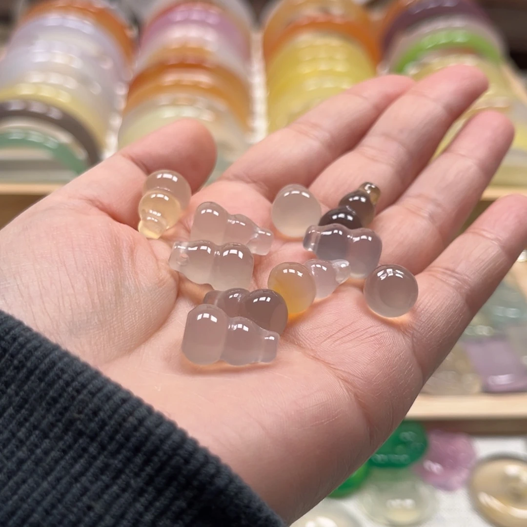 玛瑙/玉髓手镯未镶嵌傻*梗1