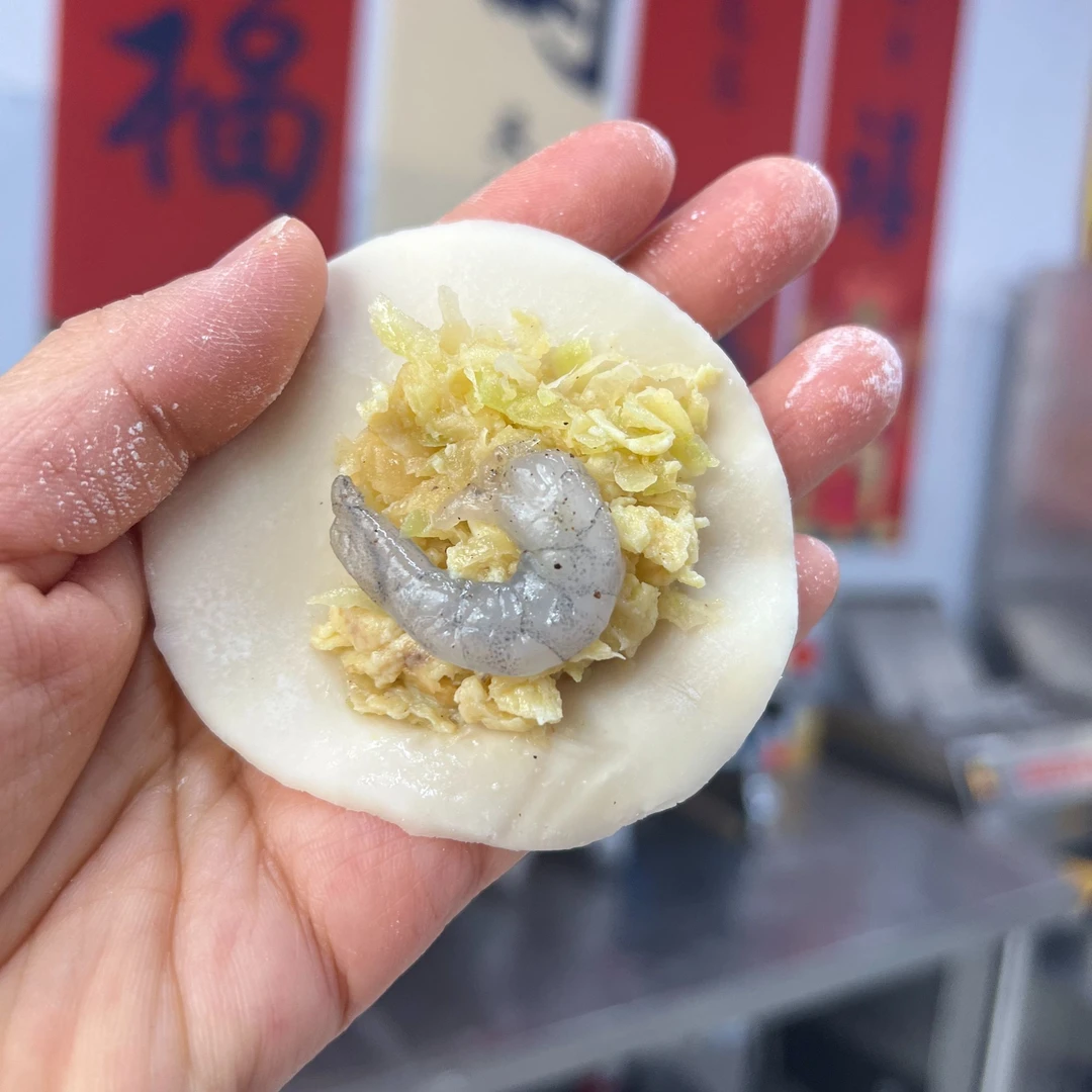 满燚花饽饽~素三鲜水饺（西葫芦，鸡蛋，虾仁）