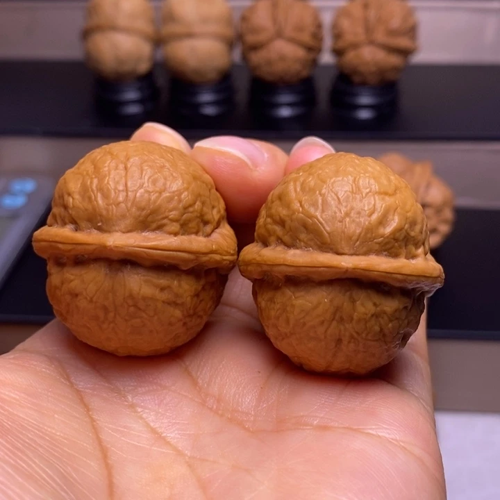 把件文玩核桃粗筋屁桃20