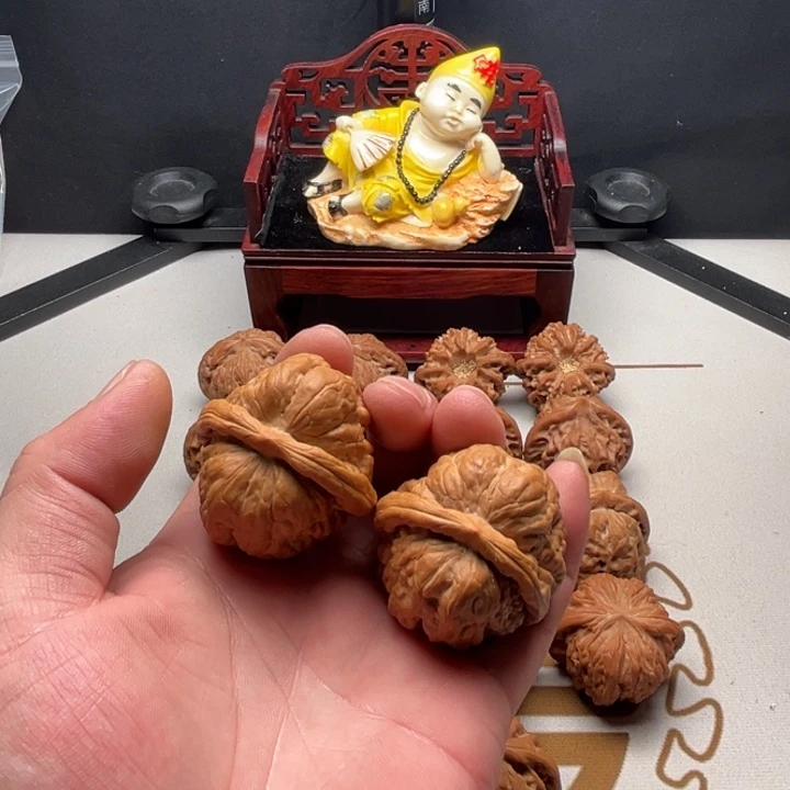龙脊菩提吊坠精品微修41蛤蟆头一对。