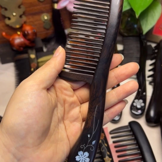 樱花镶嵌，紫光檀木梳