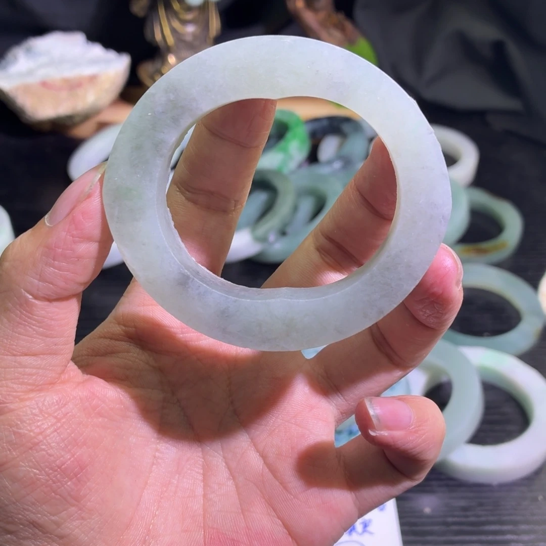 定制翡翠未镶嵌天然翡翠A货毛胚手镯定制