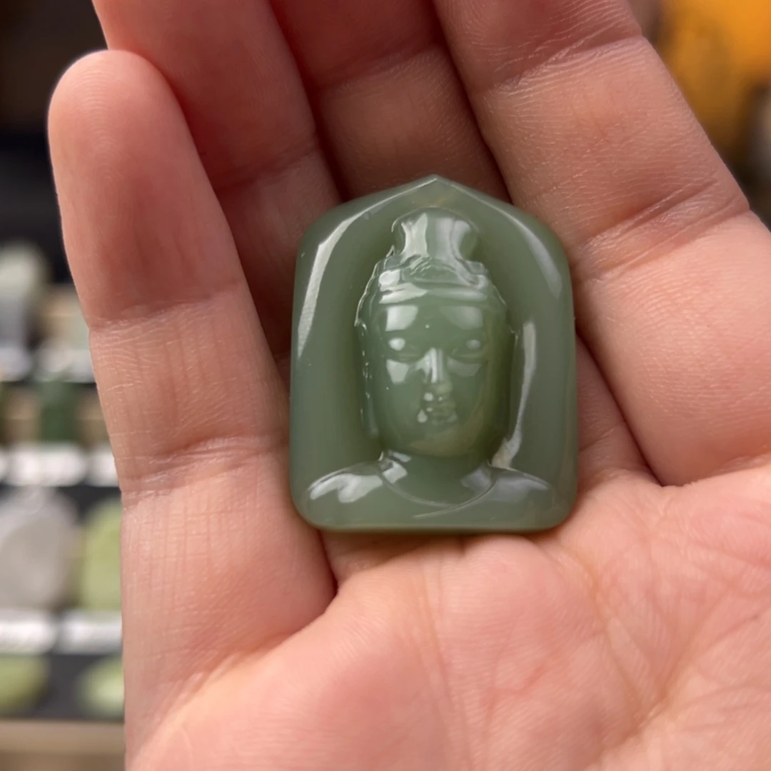 *****和田玉未镶嵌挂件