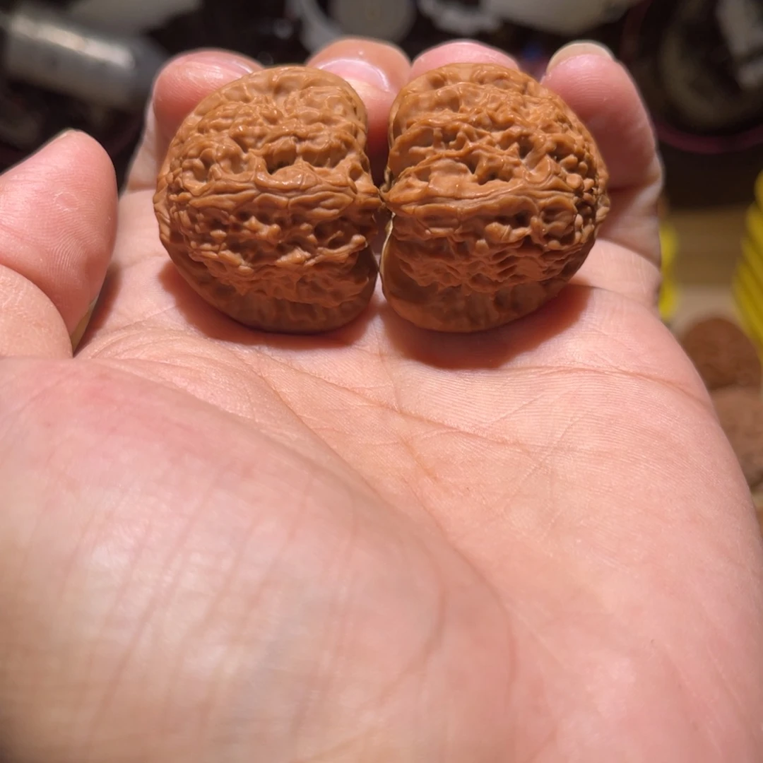 文玩核桃吊坠你****.37全品三角白