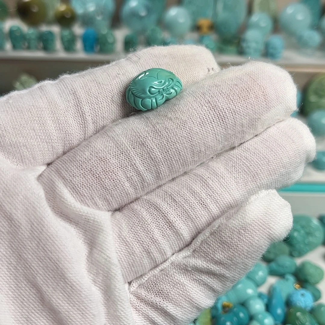 绿松石未镶嵌珠宝奇石