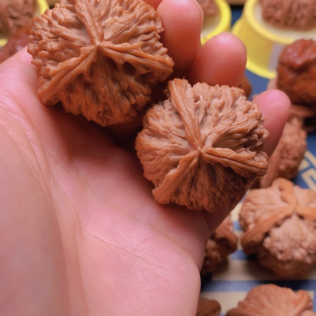 把件文玩核桃43白奔