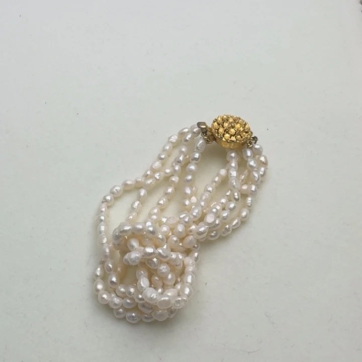 淡水珍珠手绳未镶嵌